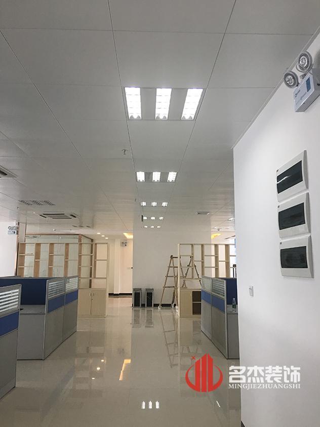 办公区午夜视频免费在线设计完工照.jpg