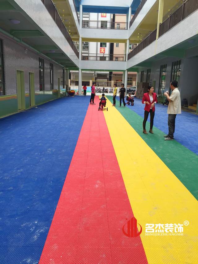 安睿幼儿园午夜视频免费在线设计.jpg