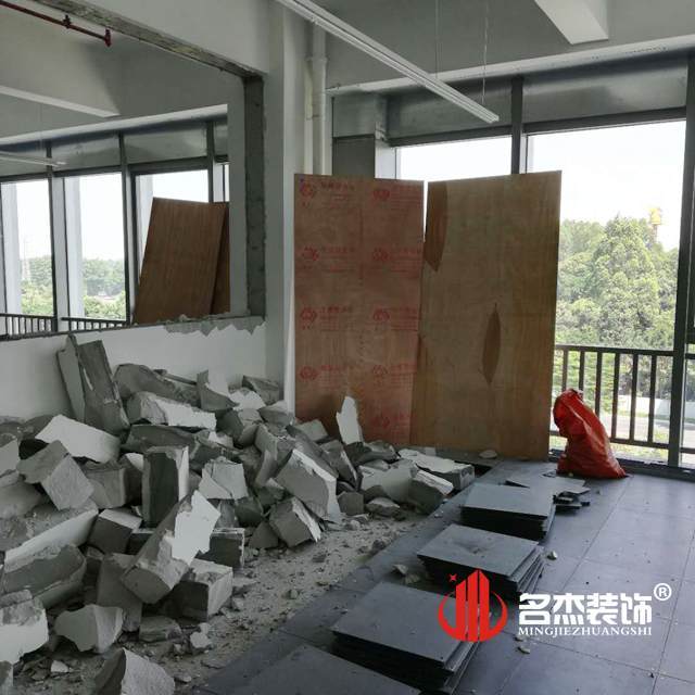 办公室午夜视频免费在线.jpg