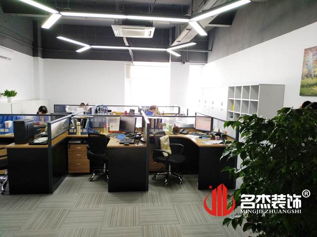 精信办公室午夜视频免费在线完工照.jpg