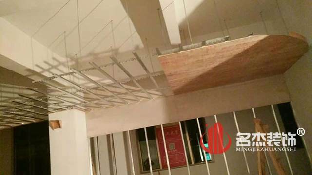 办公室午夜视频免费在线现场.jpg