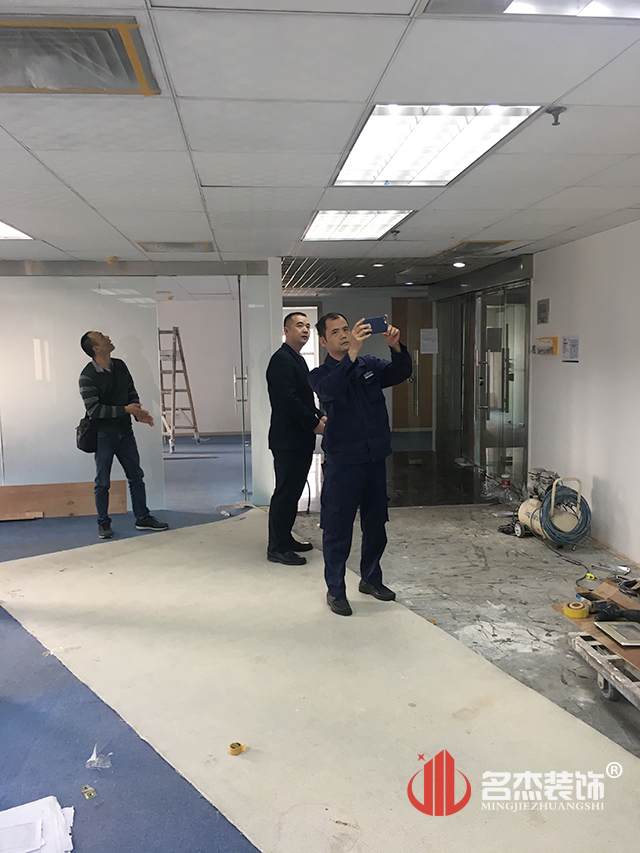 办公室午夜视频免费在线设计.jpg