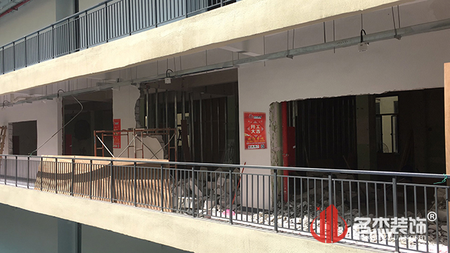 办公室午夜视频免费在线