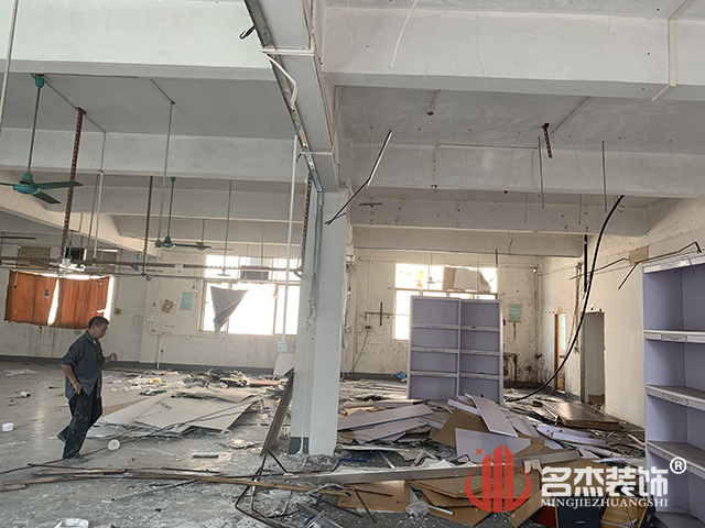 办公室午夜视频免费在线