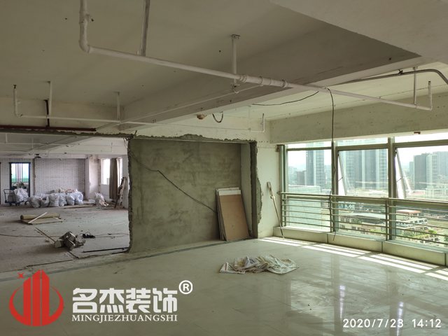 办公室午夜视频免费在线