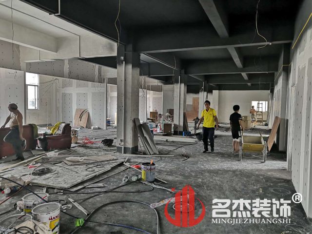 办公室午夜视频免费在线