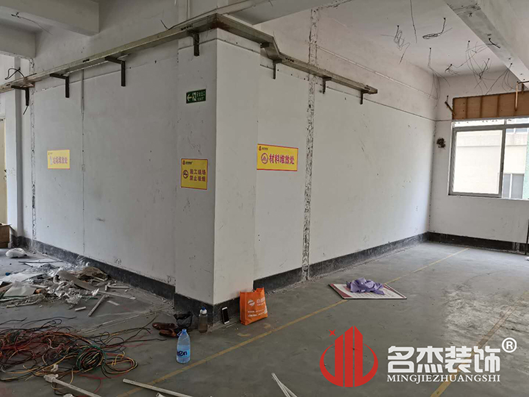 办公室午夜视频免费在线