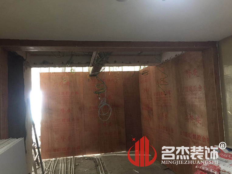 办公室午夜视频免费在线