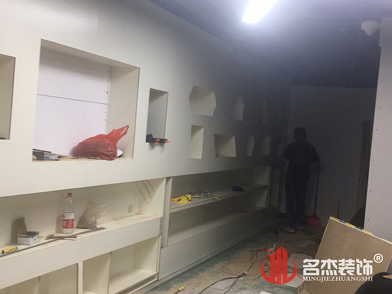 办公室午夜视频免费在线