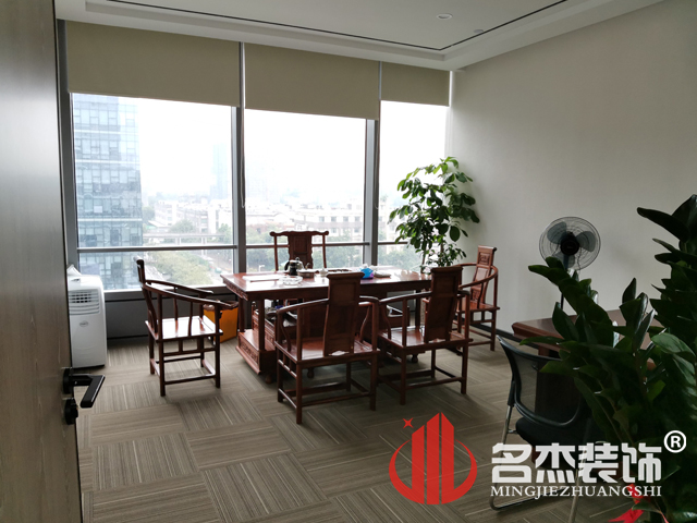 办公室午夜视频免费在线