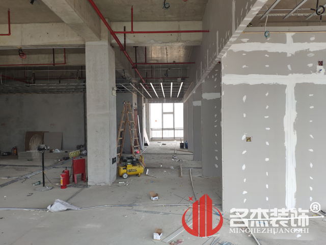 办公室午夜视频免费在线