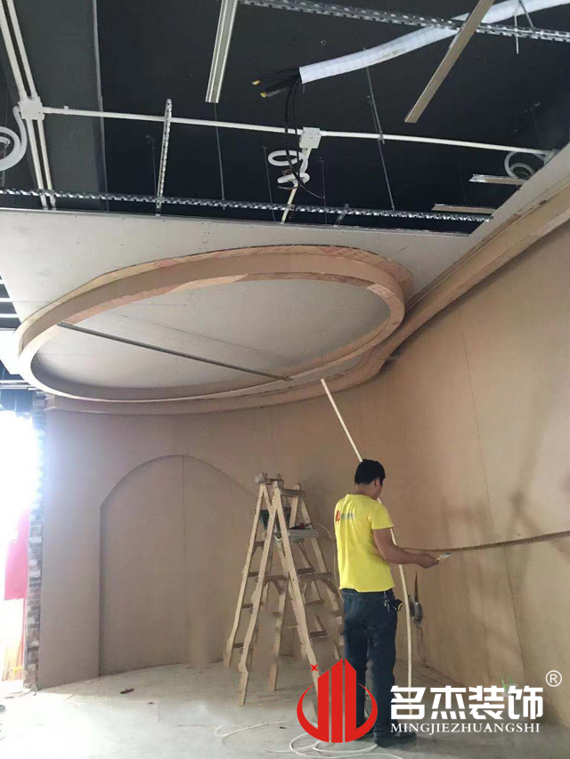 办公室午夜视频免费在线