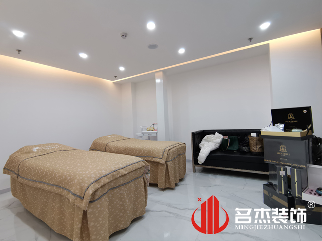 办公室午夜视频免费在线