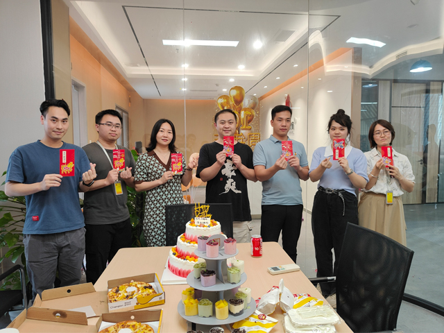 午夜福利电影在线生日会